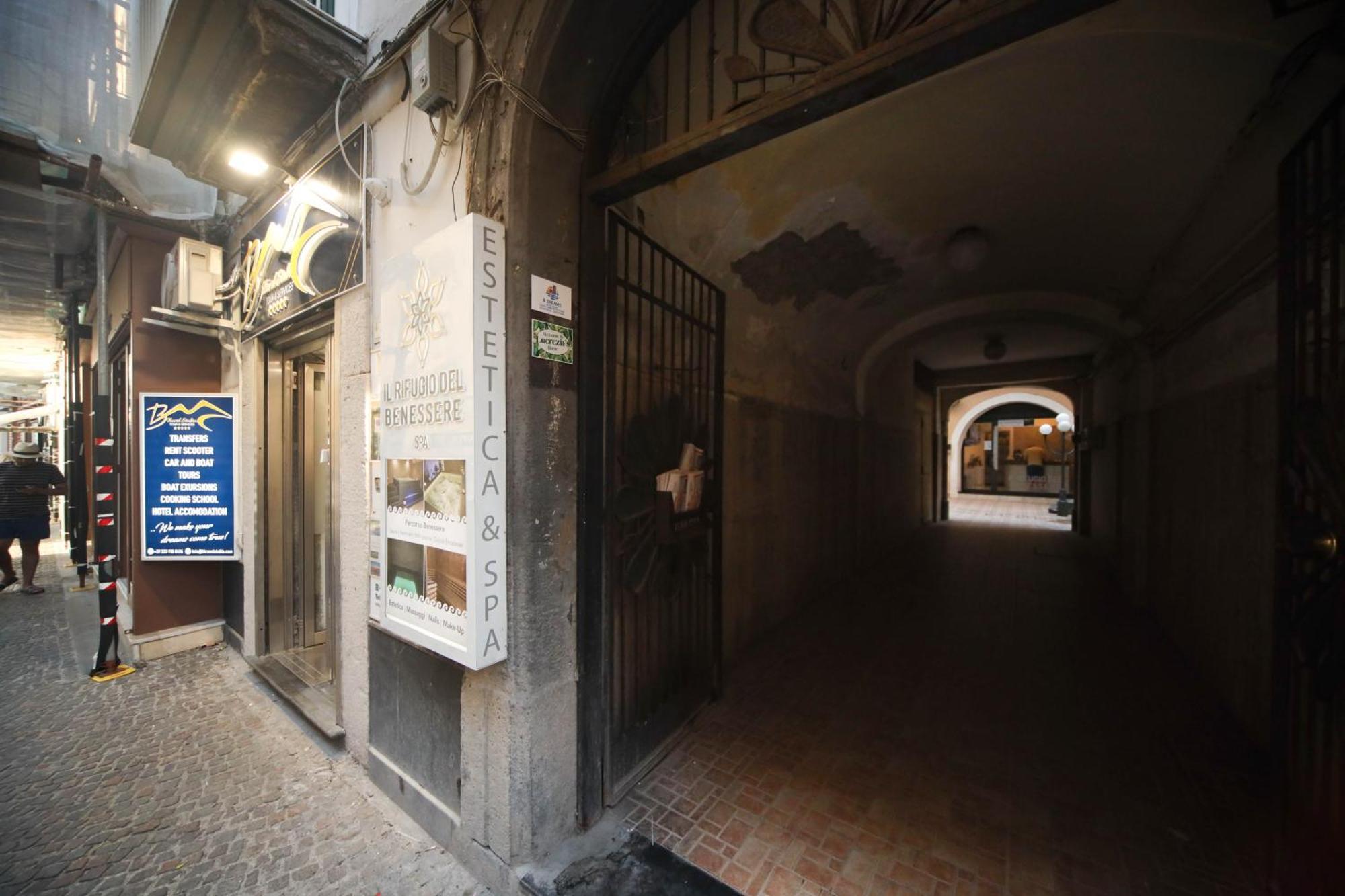 Lucrezia'S Home Castellammare di Stabia Exterior photo